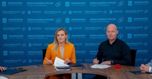 W Hrubieszowie podpisano umowy na prace przy infrastrukturze dla rowerzystów oraz pieszych i rowerzystów przy ul. Stanisława Basaja „Rysia” i ul. Wyzwolenia. To część projektu „Rezylientny Hrubieszów – miasto gotowe na wyzwania przyszłości”. Inwestycja wkracza teraz w etap przygotowań do robót.
