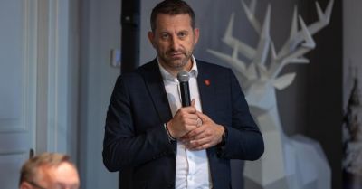 Komitet projektu podzielono na cztery grupy zadaniowe
